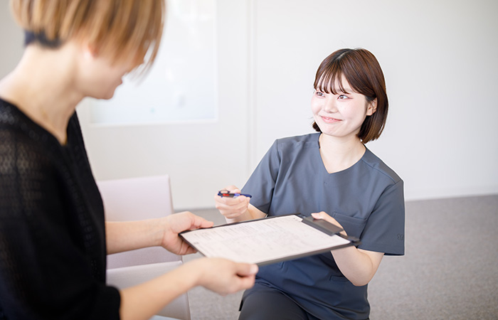 受付・問診票のご記入